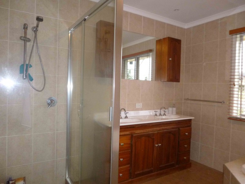 24 Westcliffe St, Banyo QLD 4014