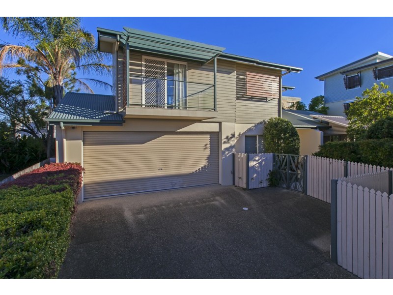 7 Seventh Avenue, Kedron QLD 4031