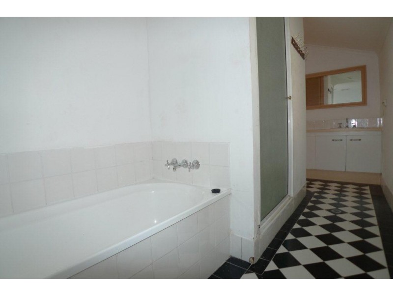 157 Thornton Street, Raceview QLD 4305