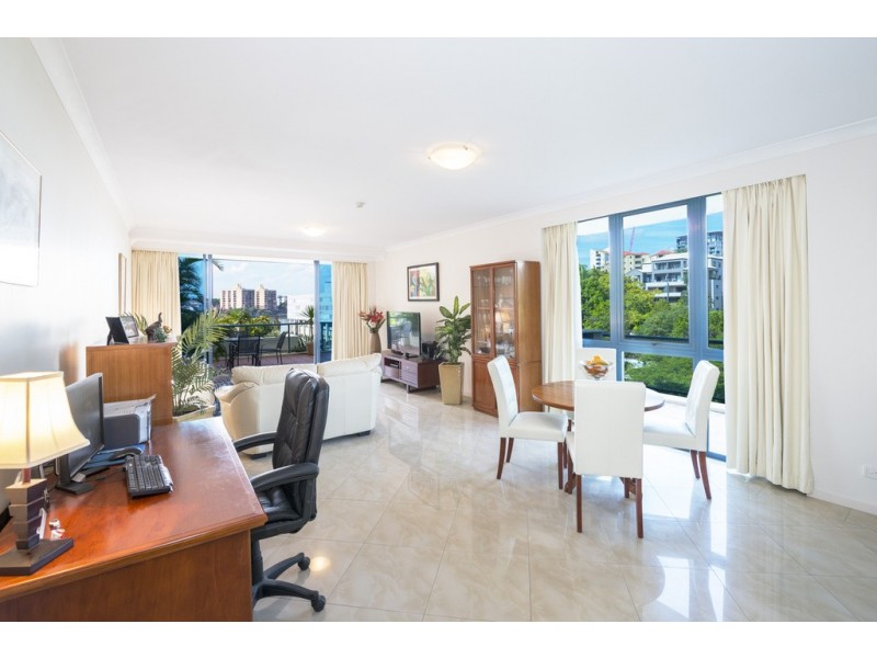 18/35 Ferry Street, Kangaroo Point QLD 4169