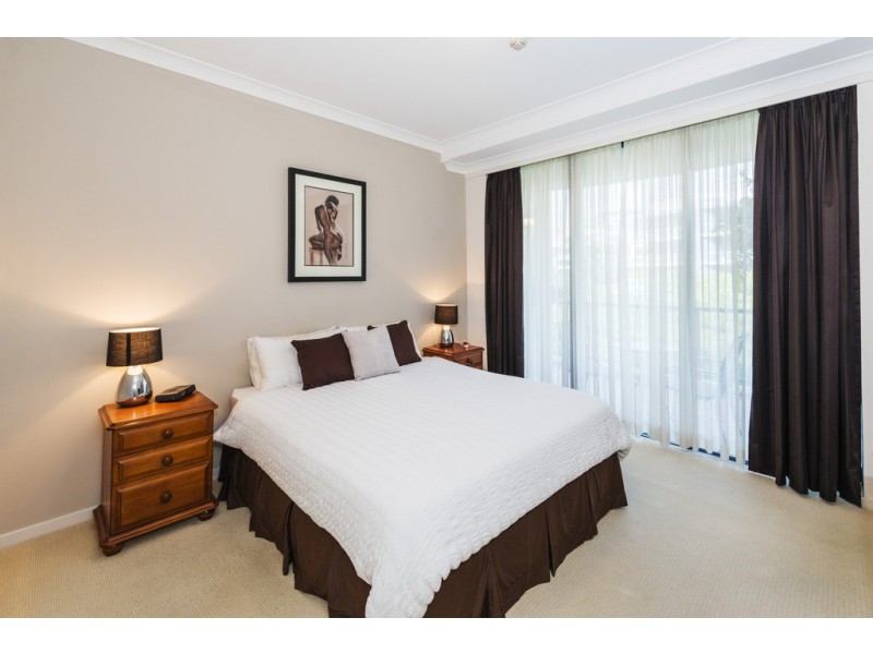 18/35 Ferry Street, Kangaroo Point QLD 4169