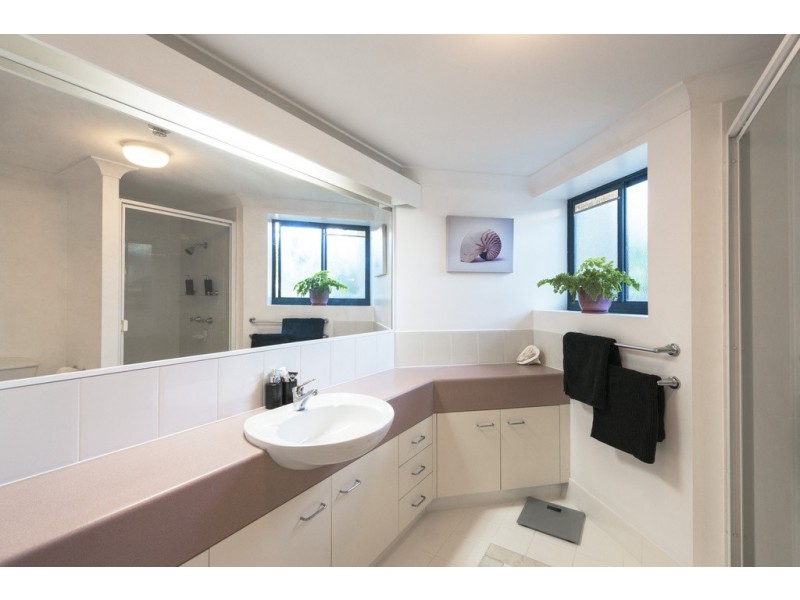 18/35 Ferry Street, Kangaroo Point QLD 4169