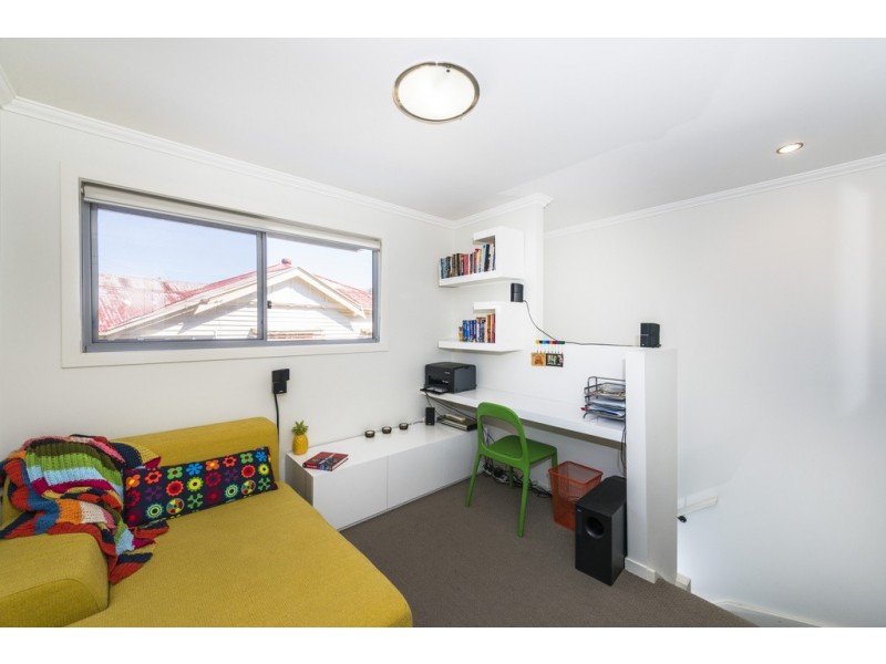 27 Birdwood Road, Holland Park West QLD 4121