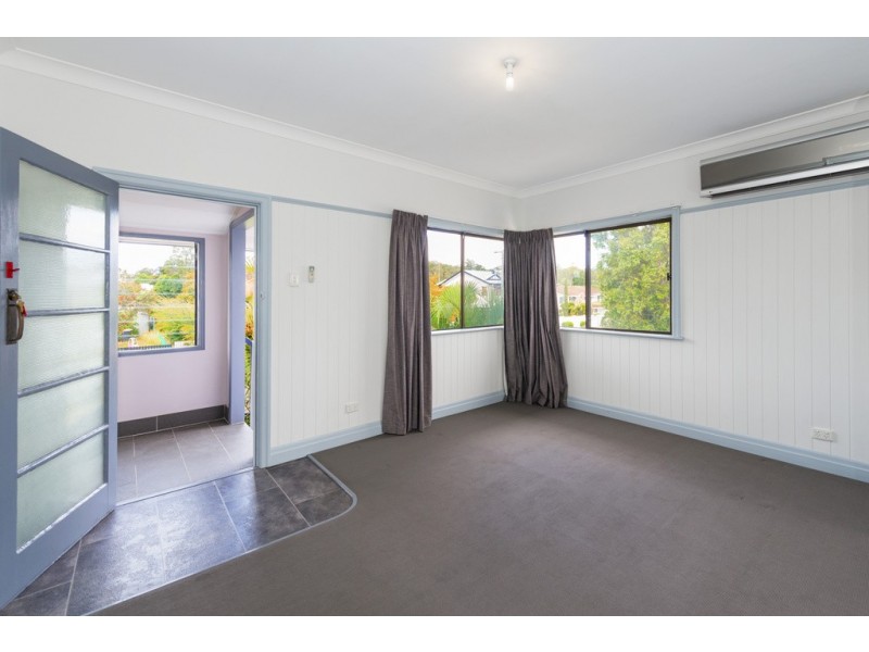 70 Bernecker Street, Carina QLD 4152