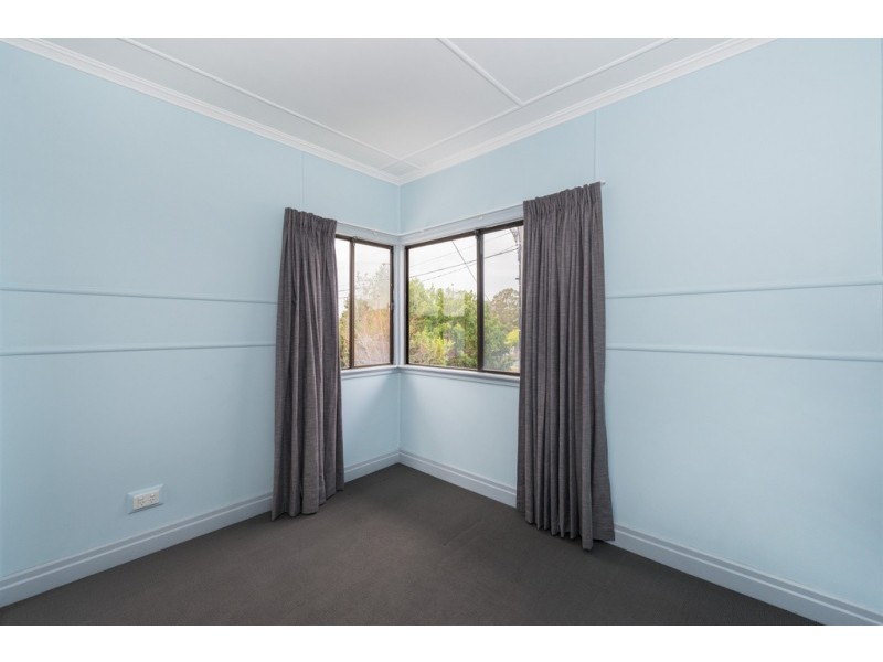 70 Bernecker Street, Carina QLD 4152