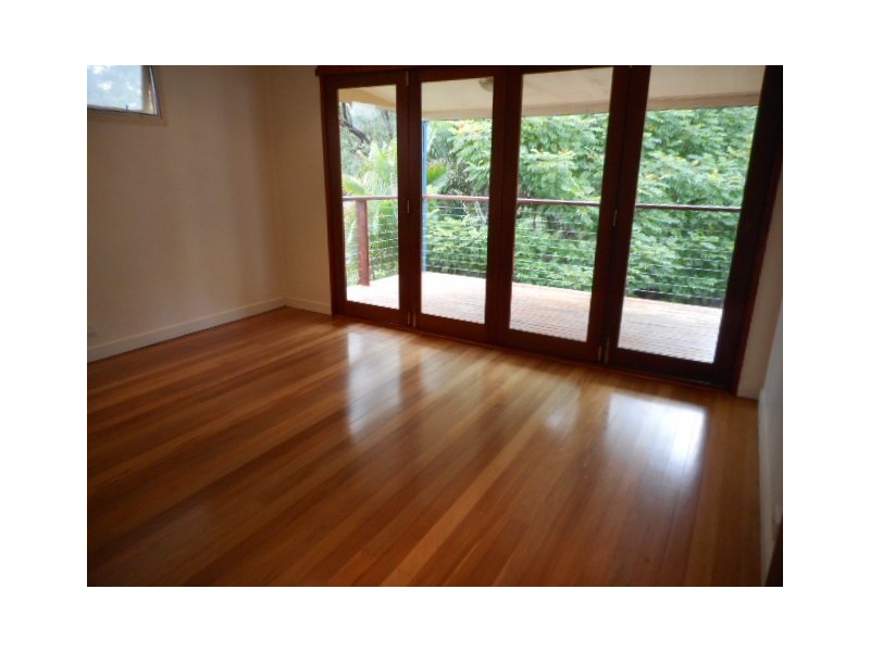 33 Norcombe Street, Carina QLD 4152