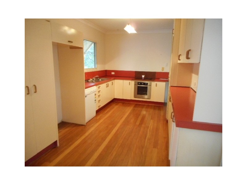 33 Norcombe Street, Carina QLD 4152