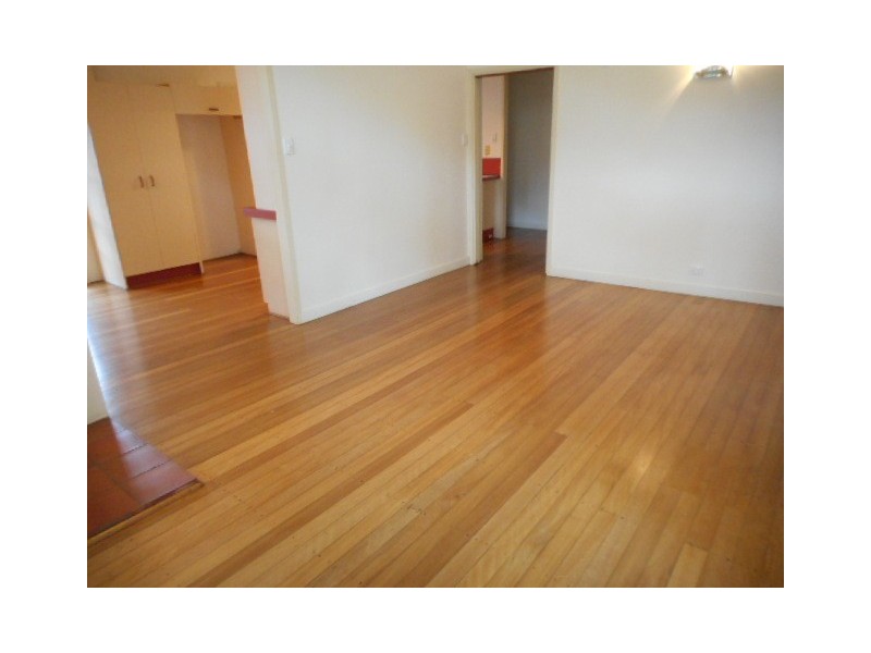 33 Norcombe Street, Carina QLD 4152