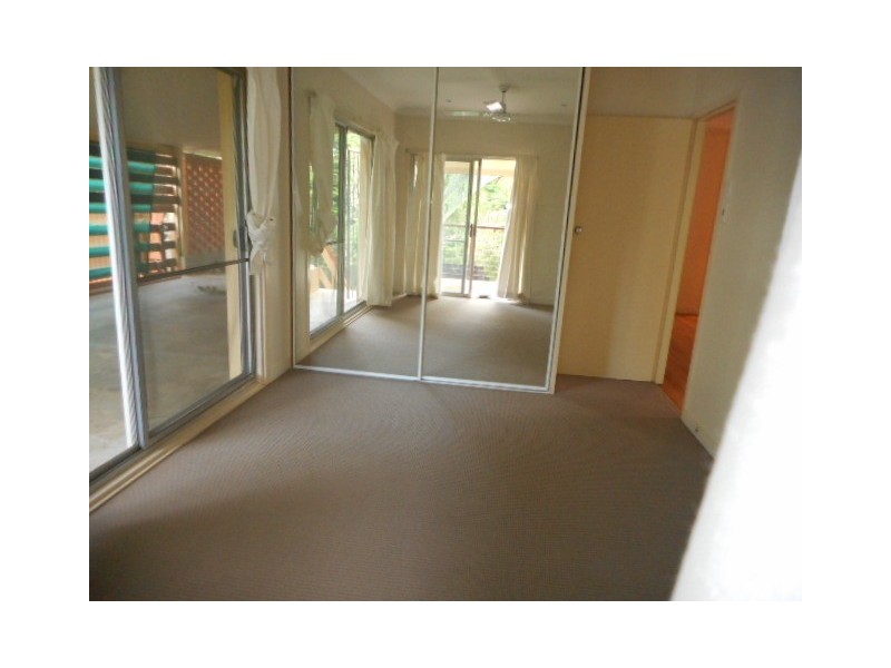 33 Norcombe Street, Carina QLD 4152