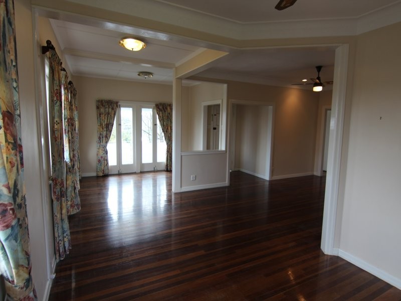 45 Martha Street, Camp Hill QLD 4152