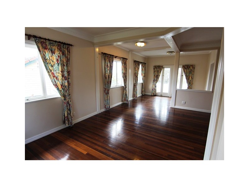 45 Martha Street, Camp Hill QLD 4152