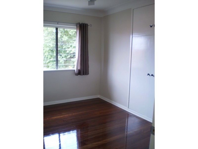 236 Edinburgh Castle Rd, Wavell Heights QLD 4012