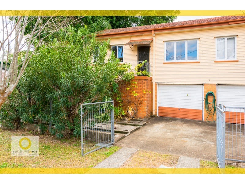 2/7 Line Street, Woolloongabba QLD 4102