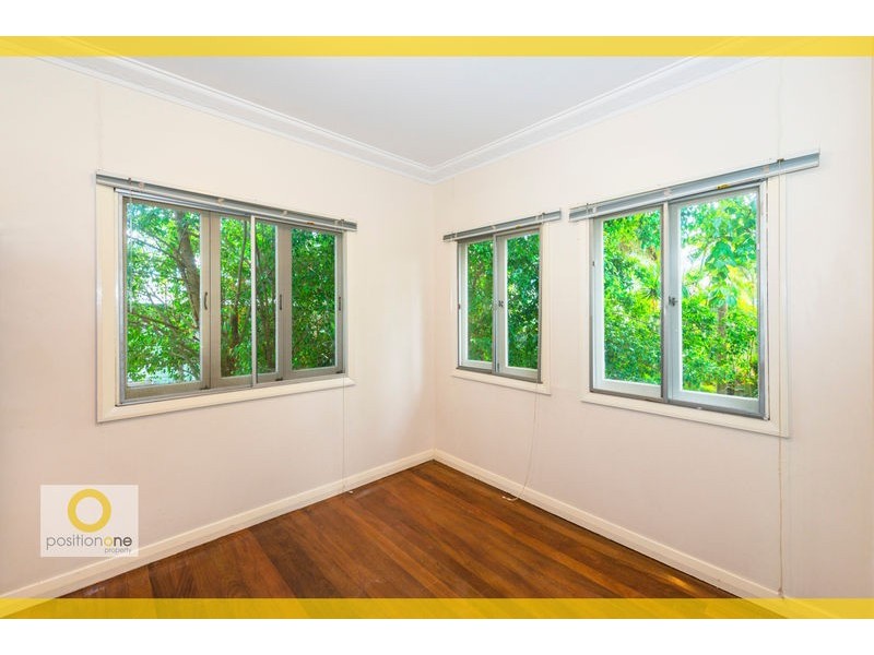 2/7 Line Street, Woolloongabba QLD 4102