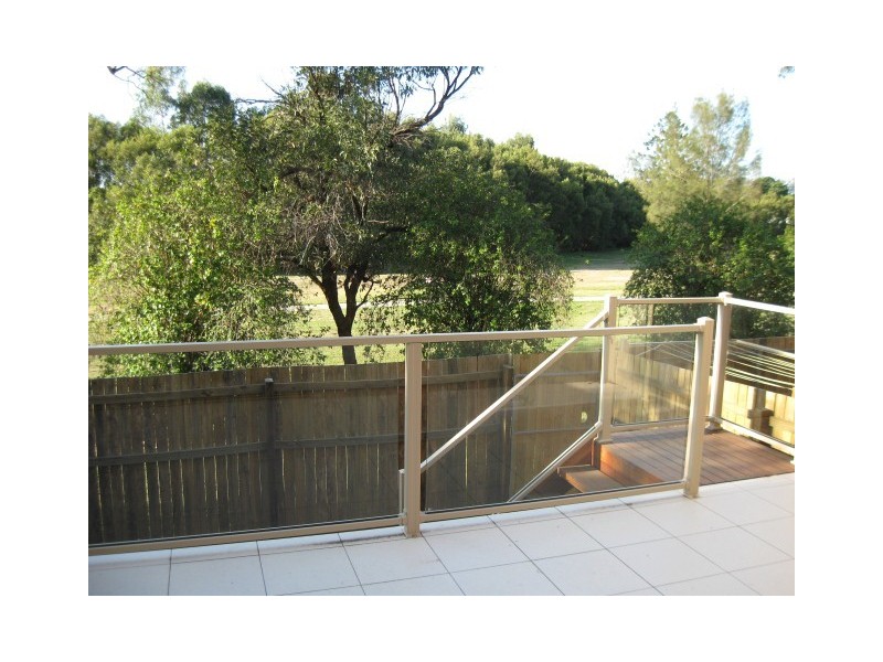 2/22 Jellicoe Street, Coorparoo QLD 4151