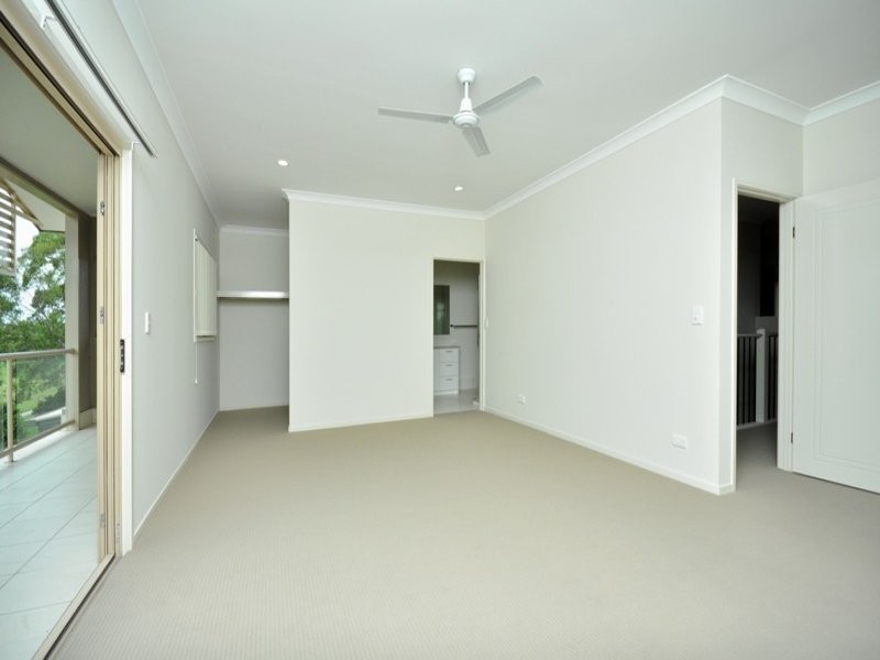 2/22 Jellicoe Street, Coorparoo QLD 4151