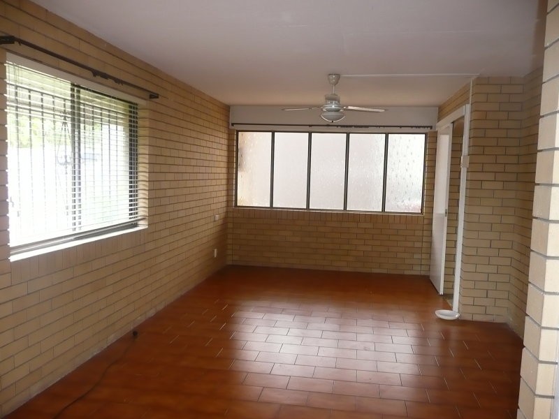 1/8 Heidelberg Street, East Brisbane QLD 4169