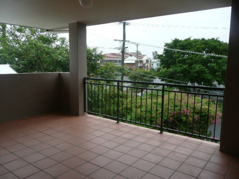 11/192 Juliette Street, Greenslopes QLD 4120