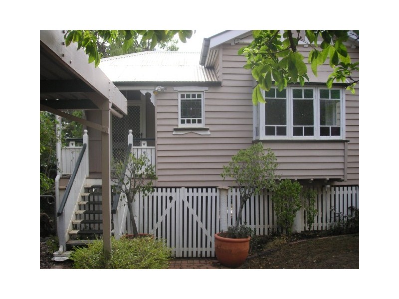 18 Belair Street, Moorooka QLD 4105