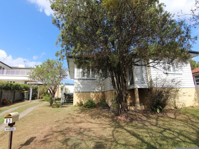 63 The Promenade, Camp Hill QLD 4152