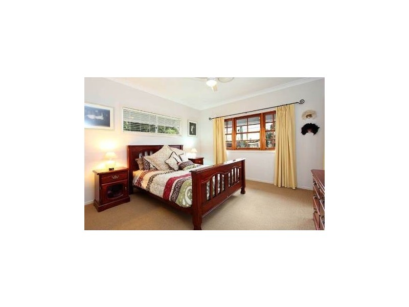 57 Temple Street, Coorparoo QLD 4151
