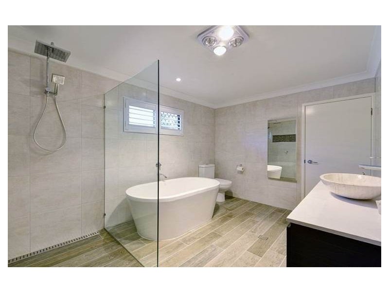 281 Gallipoli Road, Carina Heights QLD 4152