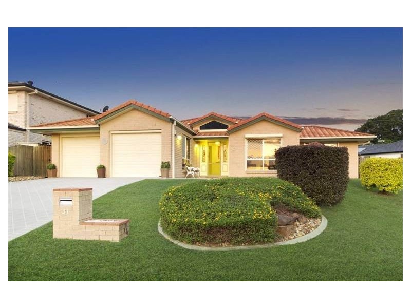 31 Underwood Street, Wakerley QLD 4154