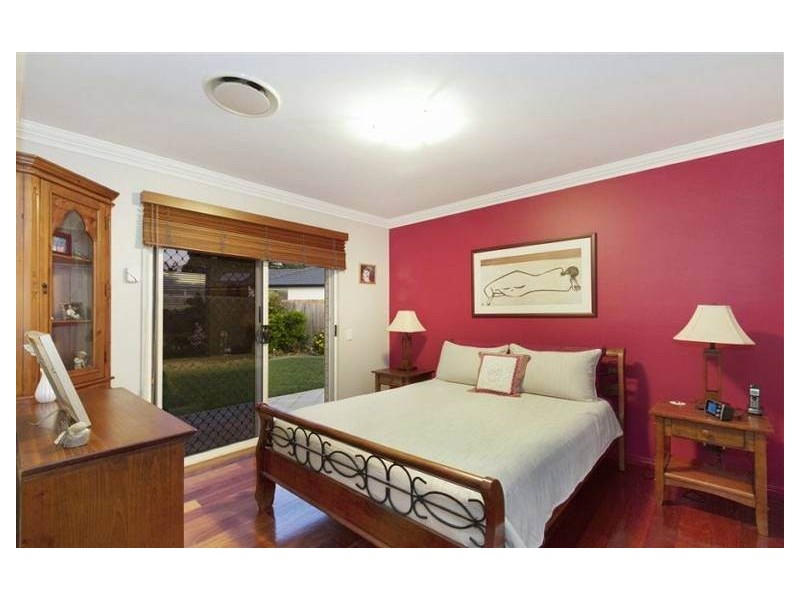 31 Underwood Street, Wakerley QLD 4154