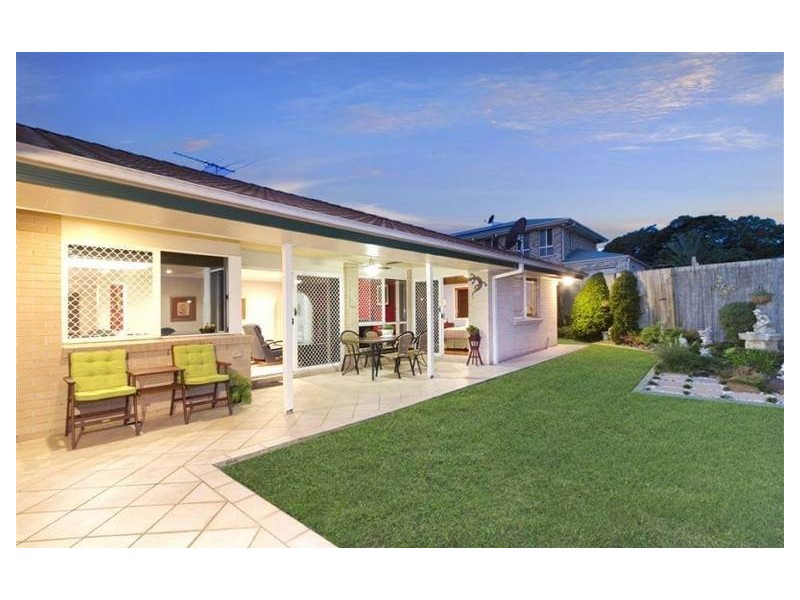 31 Underwood Street, Wakerley QLD 4154