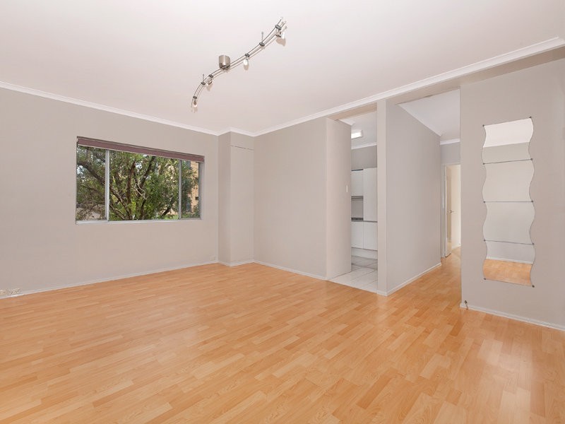 1/24 Weston Street, Coorparoo QLD 4151