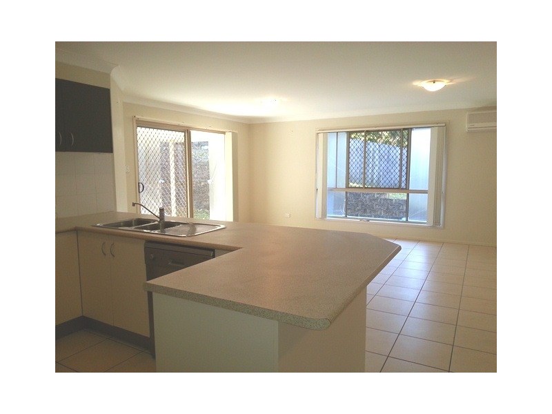 7 Dove Close, Goodna QLD 4300