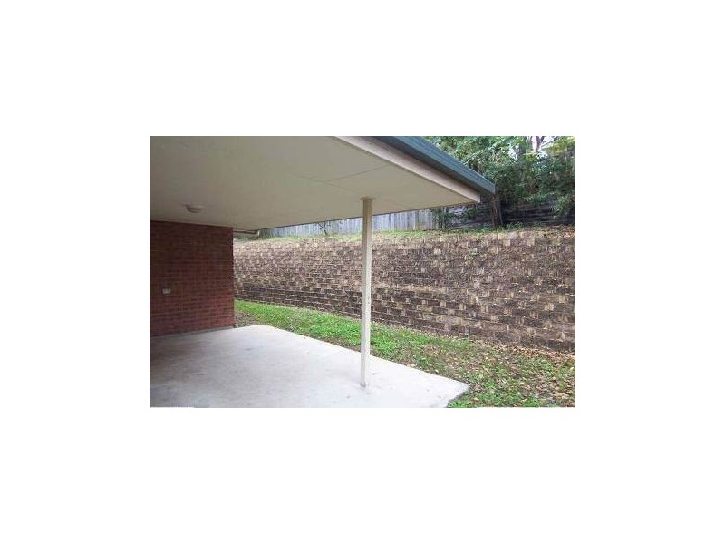 7 Dove Close, Goodna QLD 4300