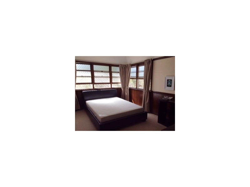 104 Moree Street, Stafford Heights QLD 4053