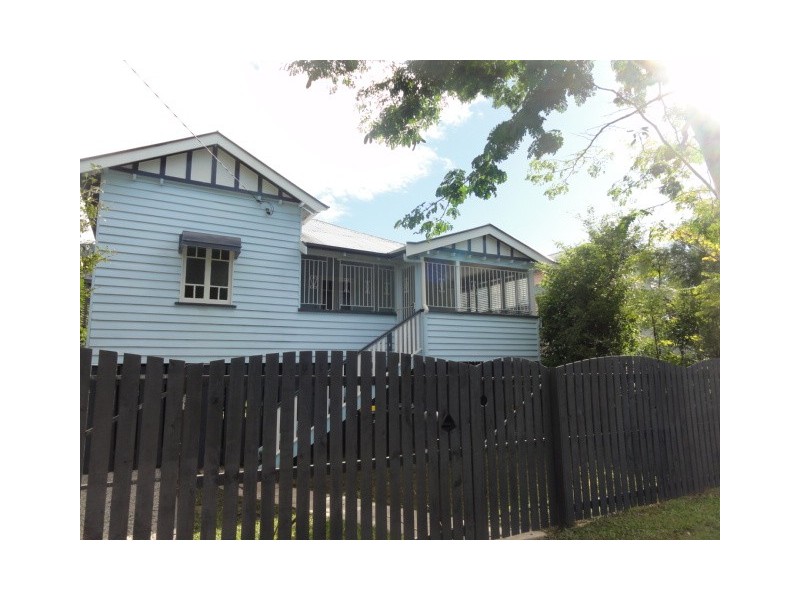 48 Robinson Street, Coorparoo QLD 4151