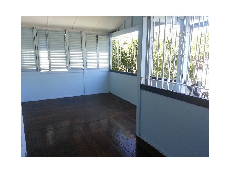 48 Robinson Street, Coorparoo QLD 4151