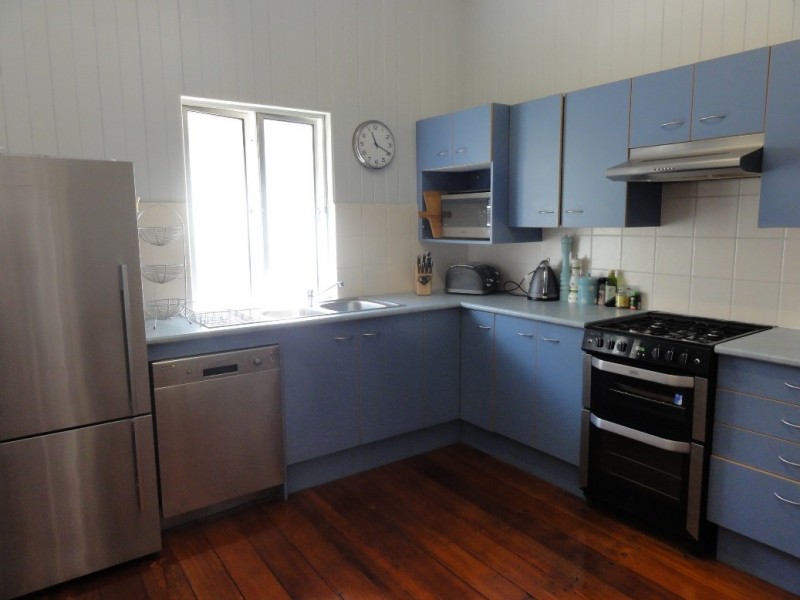 26 St. Leonards Street, Coorparoo QLD 4151