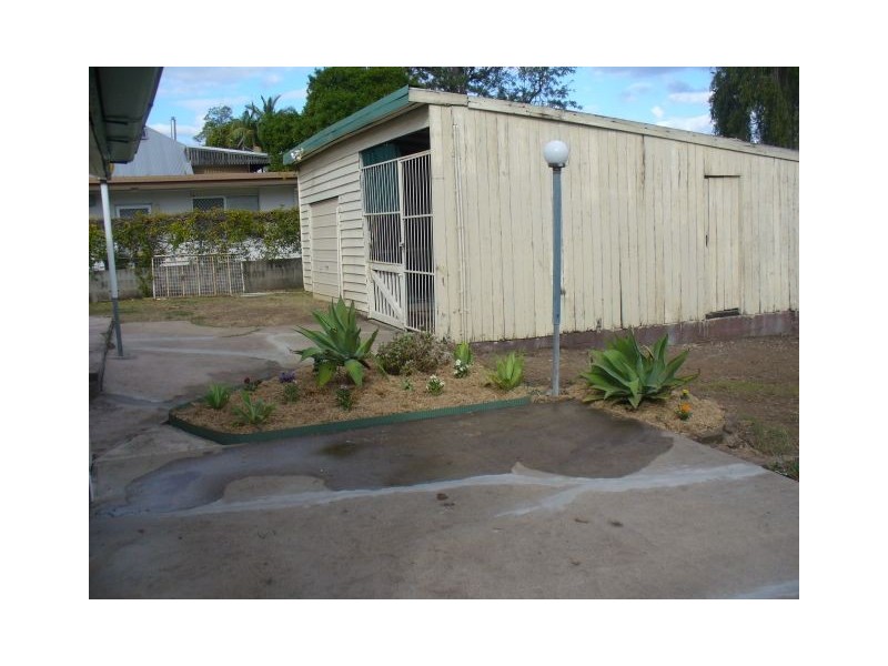 16 Short Street, Ipswich QLD 4305