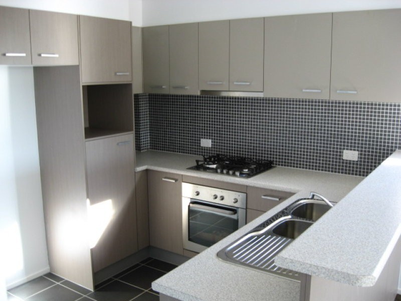 11/269 Nursery Road, Holland Park QLD 4121