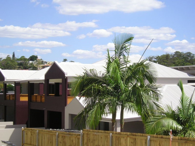 11/269 Nursery Road, Holland Park QLD 4121