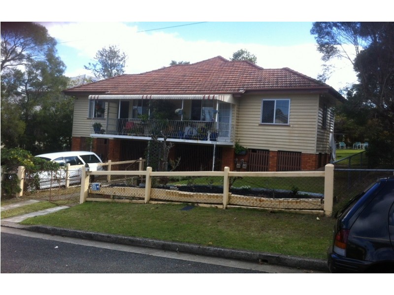 11 Warilda Street, Camp Hill QLD 4152