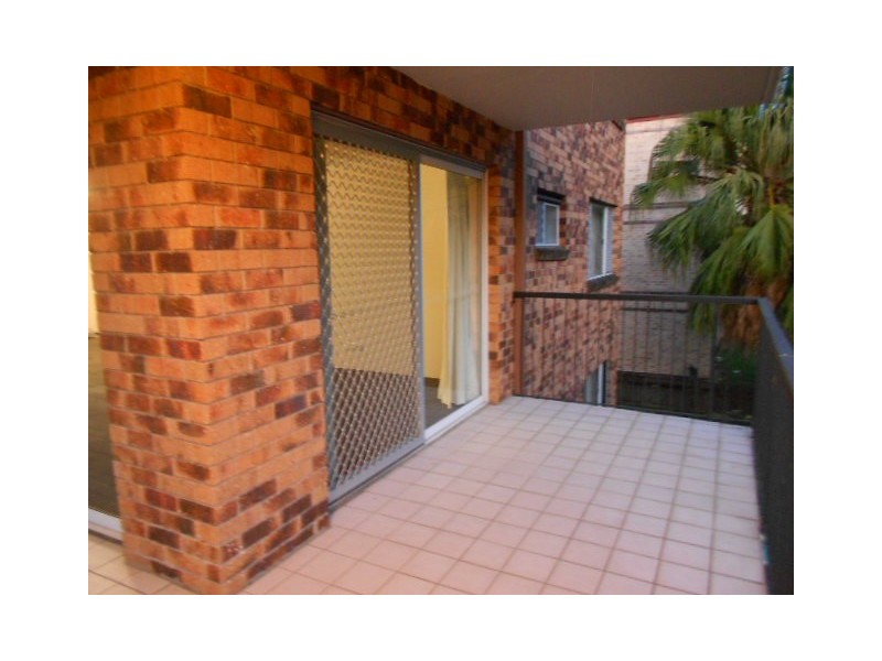 22 Fortitude Street, Milton QLD 4064