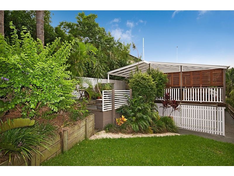 54 Bunowang Street, Balmoral QLD 4171