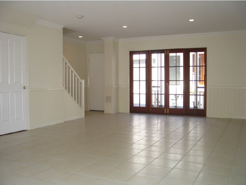 Yeerongpilly QLD 4105