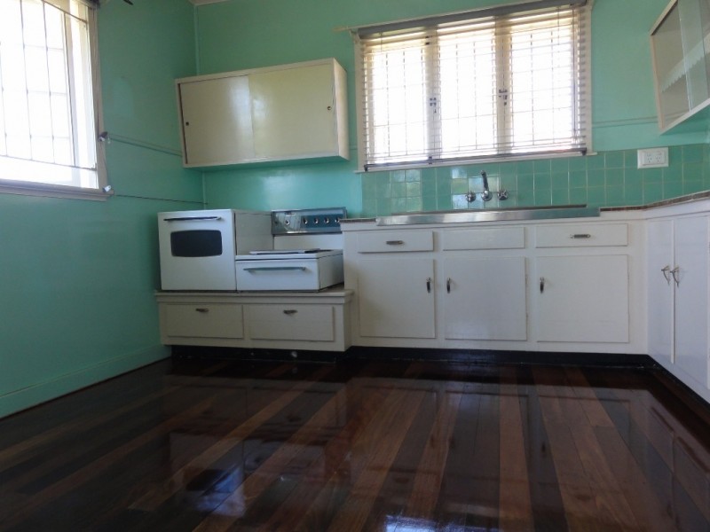 38 Jones Road, Carina QLD 4152