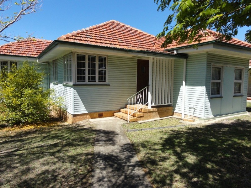 38 Jones Road, Carina QLD 4152