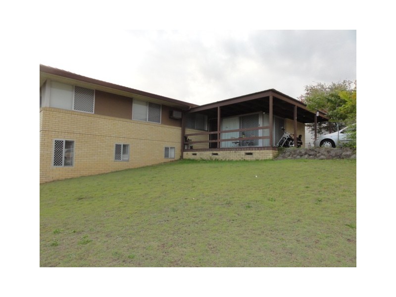 2 Trood Street, Macgregor QLD 4109
