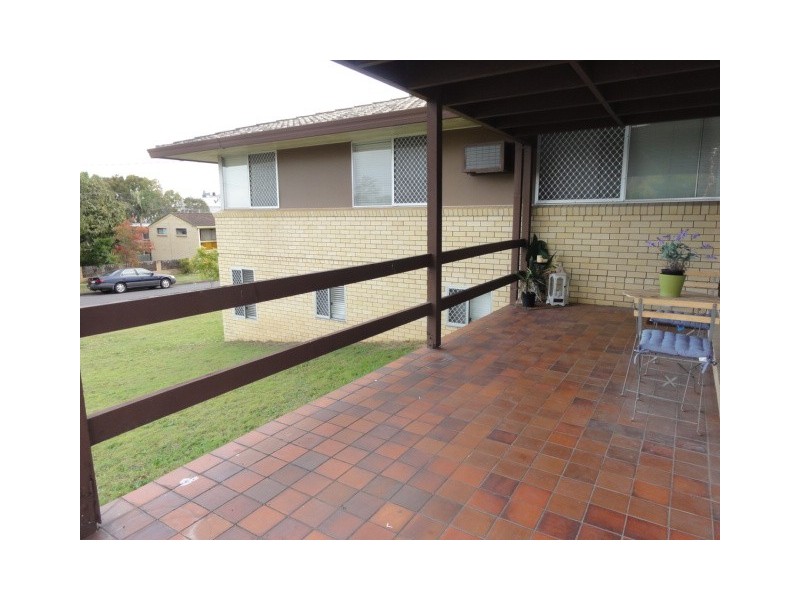 2 Trood Street, Macgregor QLD 4109