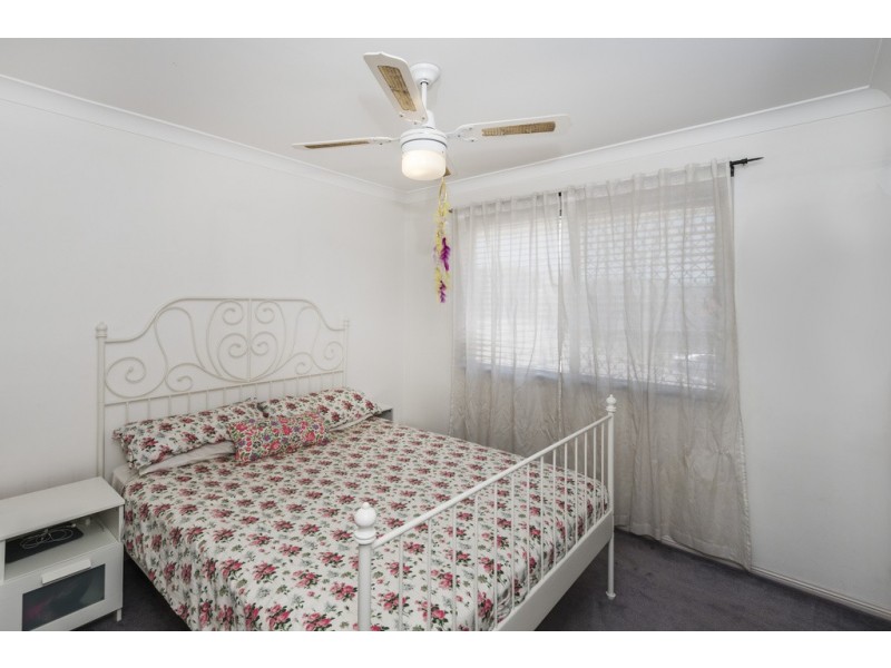 8 Bluebell Place, Calamvale QLD 4116