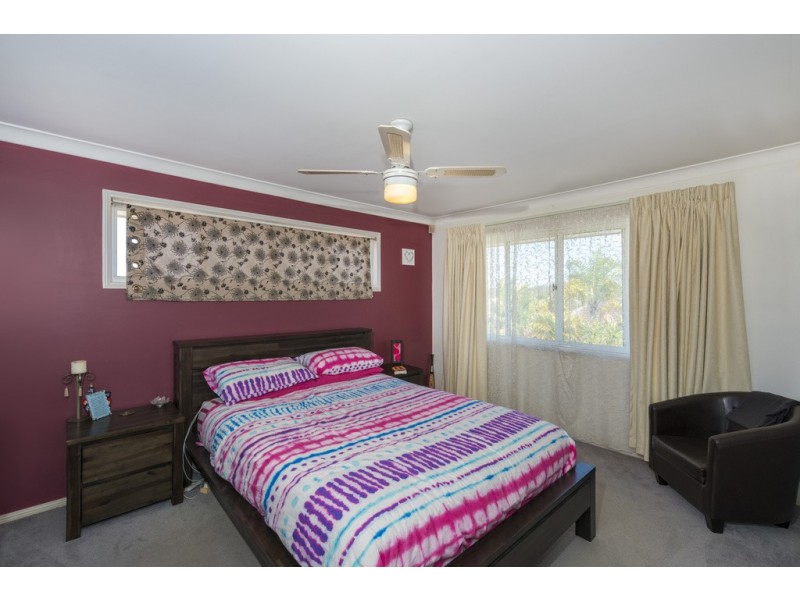 8 Bluebell Place, Calamvale QLD 4116