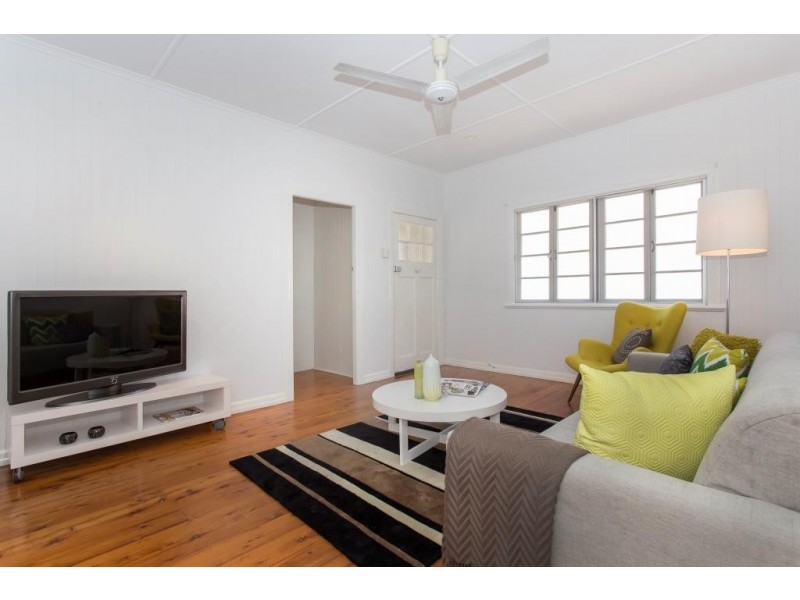 26 Nevitt Street, Stafford QLD 4053